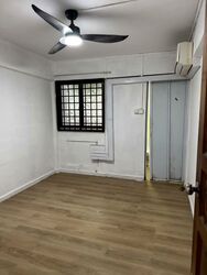 Clementi Avenue 2 Shopping Centre (D5), Retail #567472541